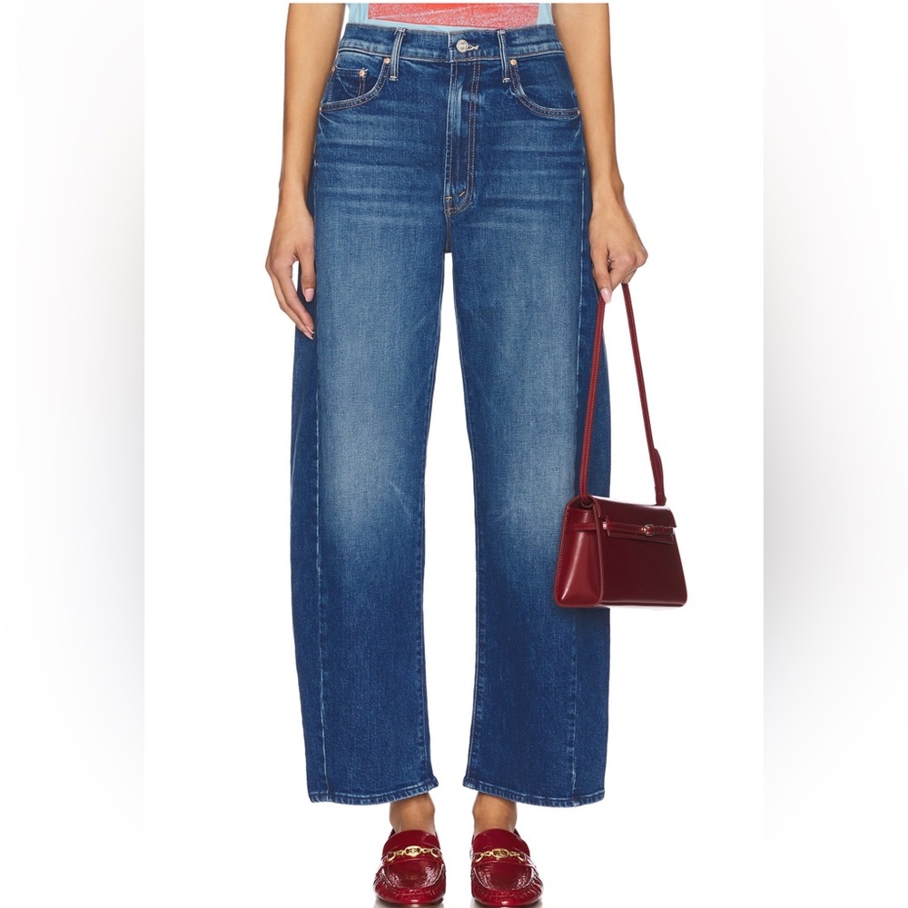 Mother full-pipe flood jeans